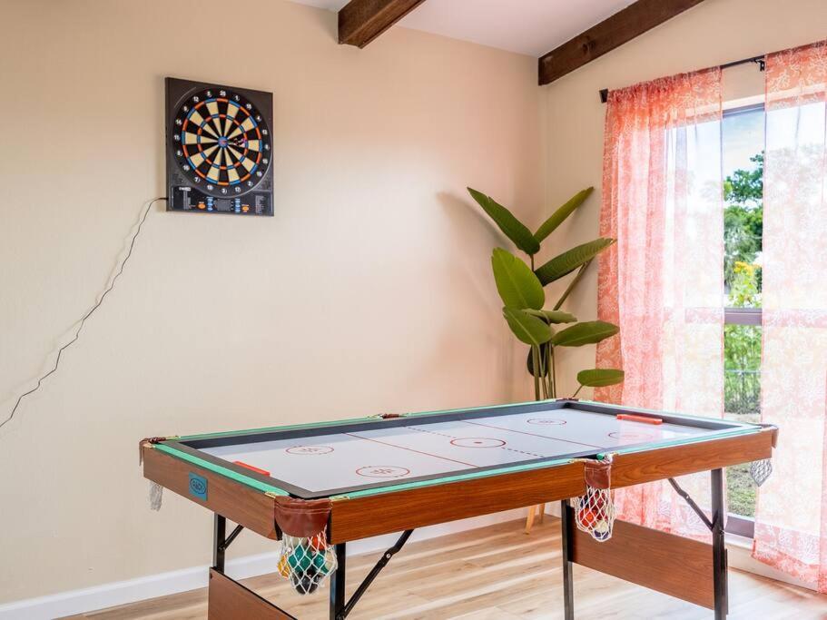 Englewood, Manasota Keys - 2 Bedroom Luxury Villa, Pool, Game Room, 6 Min To Beaches Next To Canal Kültér fotó
