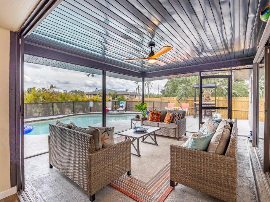 Englewood, Manasota Keys - 2 Bedroom Luxury Villa, Pool, Game Room, 6 Min To Beaches Next To Canal Kültér fotó