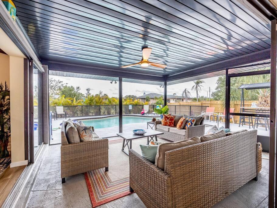 Englewood, Manasota Keys - 2 Bedroom Luxury Villa, Pool, Game Room, 6 Min To Beaches Next To Canal Kültér fotó